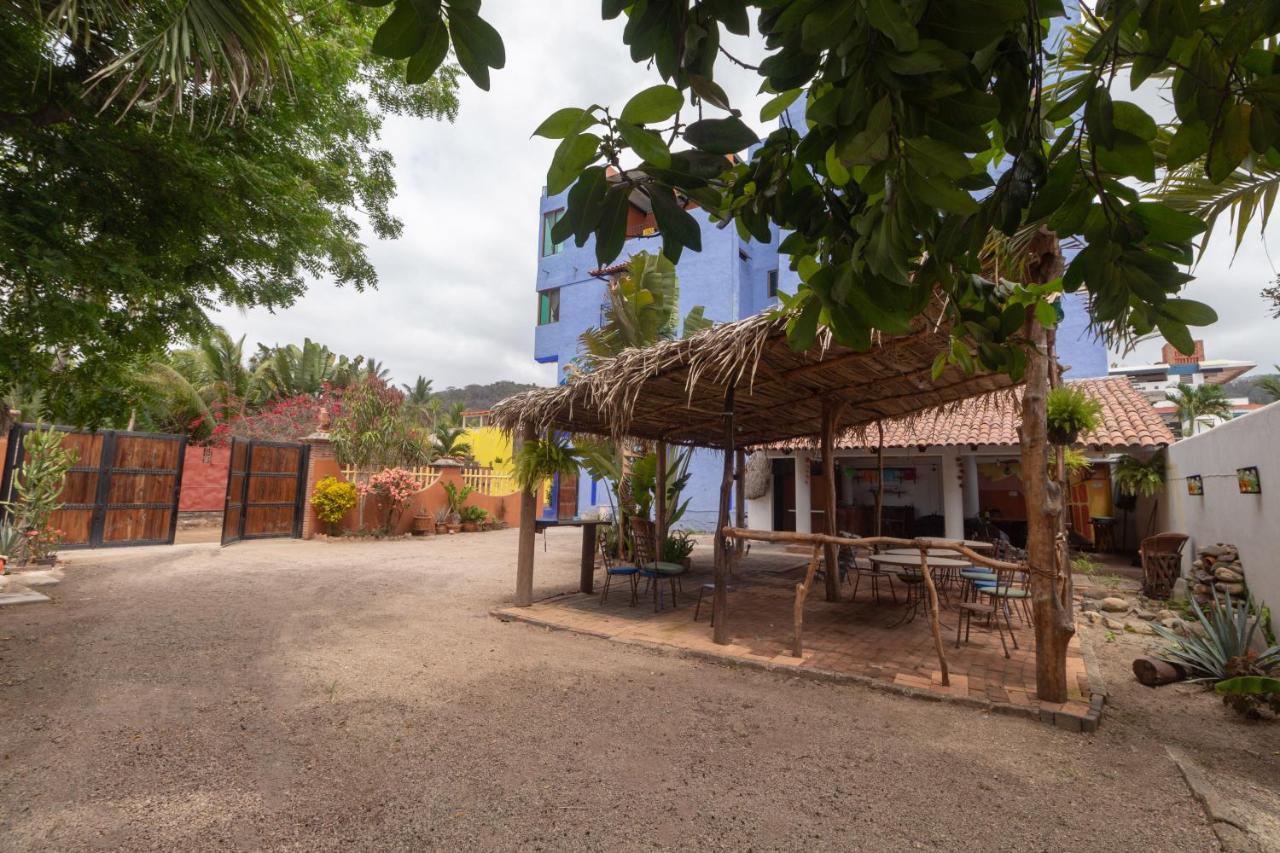 Posada Las Flores Los Ayala Exterior foto